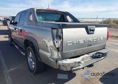 2003 Chevrolet Avalanche C1500 из США, поврежденный, VIN 3GNEC13T33G258349